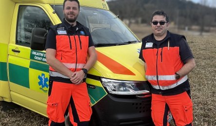 Záchranáři Radim Baxa a Daniel Maruna obdrželi cenu AZZS ČR